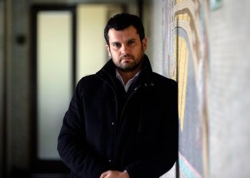 Constituyente Jaime Bassa advierte que norma que disuelve poderes del Estado es una propuesta «que está fuera de los márgenes culturales»