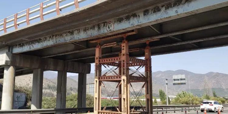 Ruta 5 Norte: riesgo de desplome en paso superior El Olivo de Hijuelas por vigas fracturadas