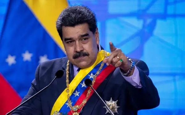 Nicolás Maduro responde críticas de Boric y Castillo: “Es una izquierda fracasada y cobarde”