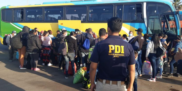 Por ingreso clandestino: PDI denuncia a 63 extranjeros en Petorca