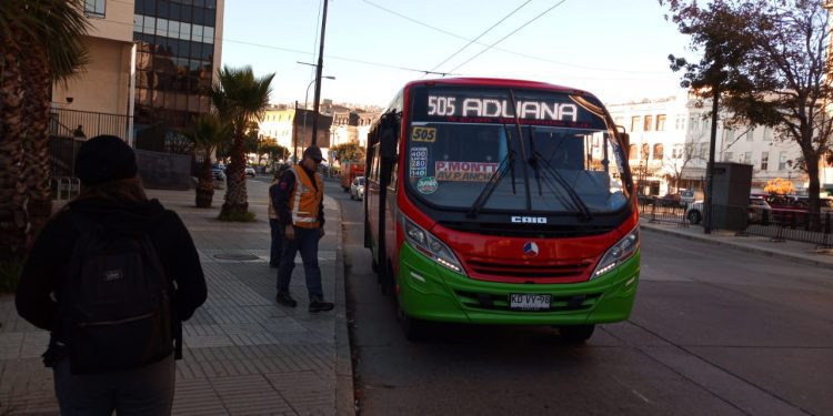 Ofician a seremi por problemas de transporte en Valparaíso