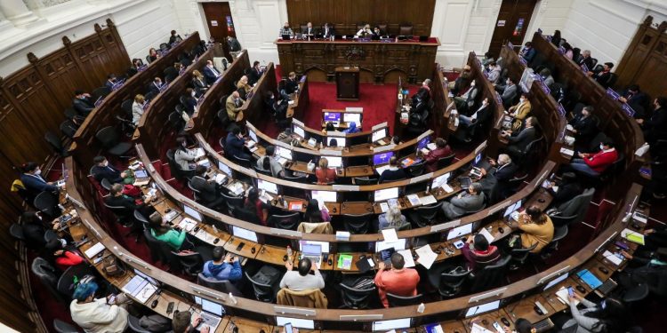 Arden las redes sociales: “Con mi plata No” fue rechazada en la Convención Constituyente y se aprobó la propuesta “No + AFP”
