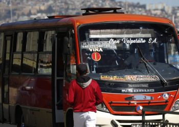 Dirigente del transporte público y crisis en el servicio microbusero: “Si no hay solución vamos a cortar las calles, pues ¿no fue esa la bandera de lucha del actual Gobierno?