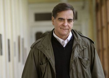 Sacerdote Felipe Berríos es convocado por el Gobierno de Boric como coordinador nacional de campamentos