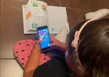 Realidad aumentada: cuaderno chileno monitorea el progreso de la caligrafía escolar