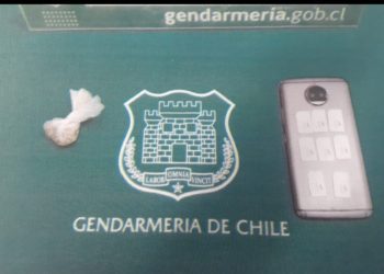 Valparaíso: gendarnes repelen lanzamiento de droga en cárcel de la comuna