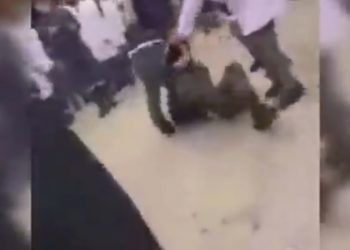 Nuevo hecho de violencia entre estudiantes: alumnos de colegio de Valparaíso pelean a golpes