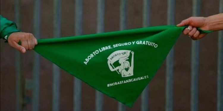 Derecho al aborto fue aprobado por el pleno de la Convención Constitucional