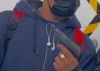 Preocupación en liceo de La Calera por alumno que llevó arma de juguete a clases