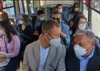 Ministro Muñoz visitó Valparaíso con la mirada puesta en mejorar el transporte público regional: anduvo en bus