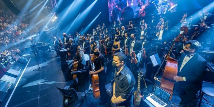Orquesta Filarmónica de Chile retoma actividades en concierto de Raphael bajo la dirección del maestro español Rubén Diez