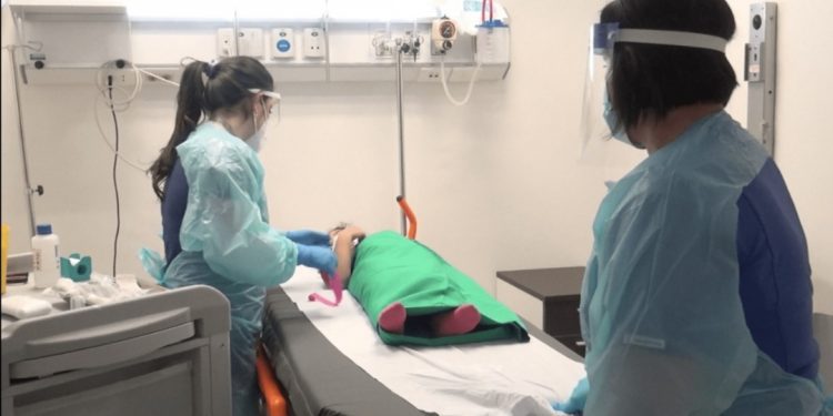 Hospital Gustavo Fricke monitorea consultas pediátricas y prepara aumento de camas por campaña de invierno