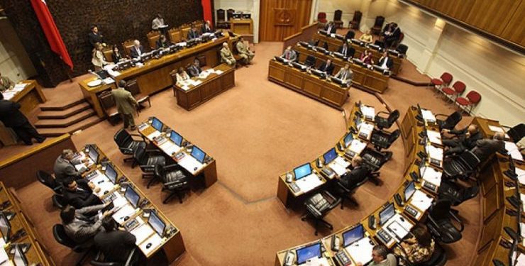 Ingresan proyecto de quinto retiro: el primero que nace en el Senado