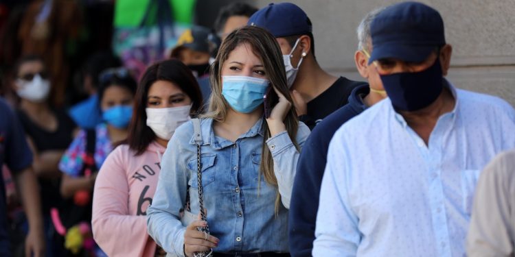 Minsal informa 1.964 nuevos casos de COVID-19 y un fallecimiento en la región producto del avance del virus