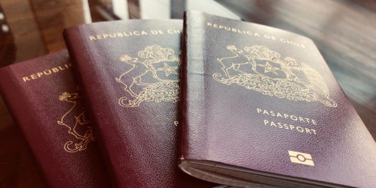 En 20 mil pesos baja el costo del pasaporte