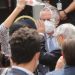 No fue un bautizo: mujer lanzó botella de agua a la cabeza del Presidente Piñera en medio de ceremonia oficial