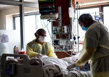 Preocupante informe del Minsal: Chile registró la cifra más alta del año por muertes vinculados con la COVID-19 en las últimas 24 horas