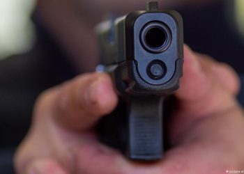 Sujetos balean a conductor para robar su camioneta en Concón