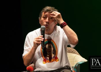 Ajenjo reencanta con su primera novela: escritor y periodista Francisco Núñez Lozano vuelve a dar de qué hablar de la mano de «Gemelos»