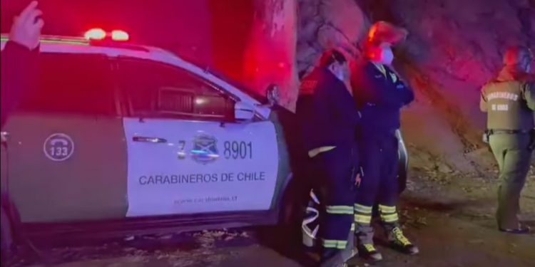 Suboficial en retiro es detenido por femicidio de su conviviente en Valparaíso: se parapetó en su vivienda