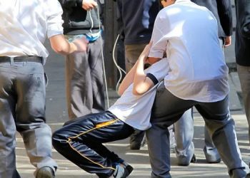 Psiquiatra y académico de Valparaíso advierte por  actos de violencia en colegios y liceos: “La pandemia  y el estallido social destaparon una olla a presión”