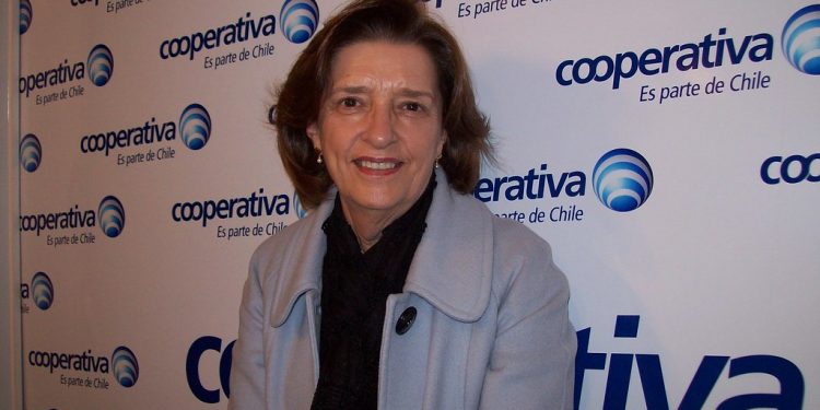 Ex candidata presidencial afirma fallecimiento de Patricia Poblete, ministra del Minvu en la primera gestión de Bachelet en La Moneda