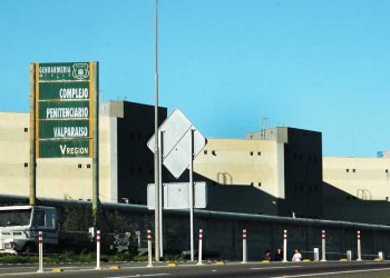 Amplio operativo para encontrar a sujetos que efectuaron balacera contra la cárcel de Valparaíso