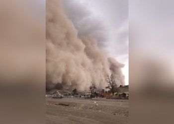 Registran sorprendente tormenta de arena en Diego de Almagro