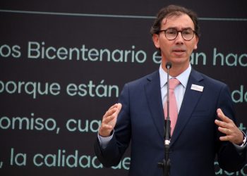 Exministro y mea culpa del actual titular del Mineduc por cierre de colegios en pandemia: “Hubo una acusación constitucional por abrirlos”