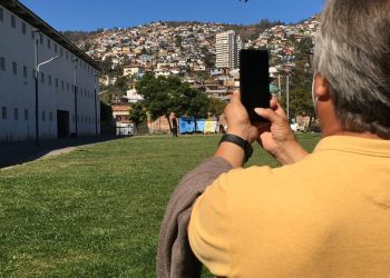 Inauguran ruta de la memoria con realidad aumentada que visibiliza recintos donde hubo violaciones a los derechos humanos