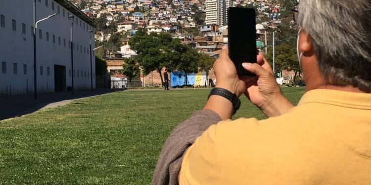 Inauguran ruta de la memoria con realidad aumentada que visibiliza recintos donde hubo violaciones a los derechos humanos