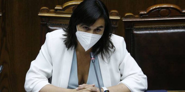 Tras polémica acusación errónea contra Gobierno anterior ministra Siches se baja de actividad en Viña del Mar