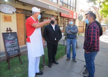 Locatarios viñamarinos visibilizan sus requerimientos en la previa de anuncios para la reactivación económica en La Moneda