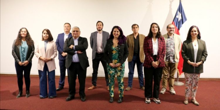 En primer Gabinete Regional, delegada González fija lineamientos a nuevos seremis