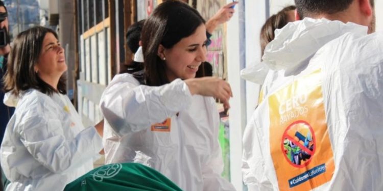 Joven socióloga que sueña con un Chile en que no se «funen» unos a otros por pensar distinto