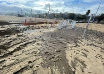 Municipalidad de Viña del Mar investiga nueva afloración de hidrocarburos en Las Salinas