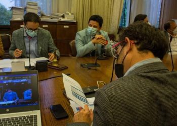 En Comisión de Obras Públicas de la Cámara de Diputados ministro García expuso principales ejes de su gestión