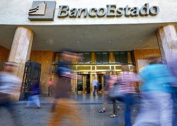 Presidente Gabriel Boric designa a nuevo gerente general y directora de BancoEstado