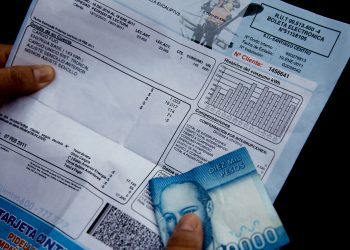 Malas noticias para el bolsillo de los chilenos: cuenta de la luz subirá hasta 45 %  a partir del segundo semestre