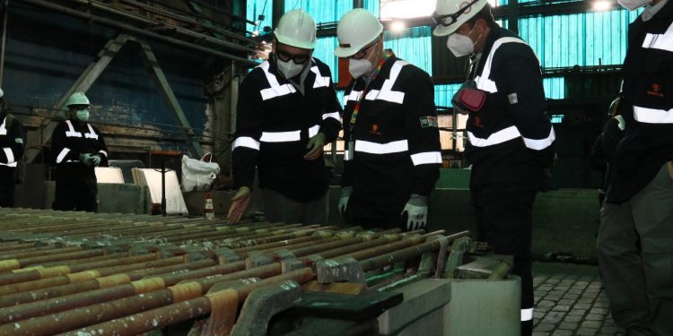 Presidente del Directorio de Codelco visitó la División Ventanas