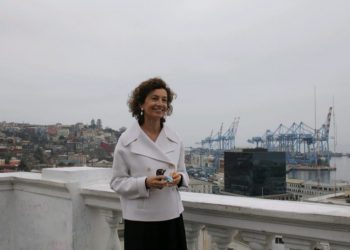 Directora general de Unesco, Andrey Azoulay en visita a Valparaíso: “Trabajaremos juntos en la mejor forma de protección de esta joya del patrimonio mundial”