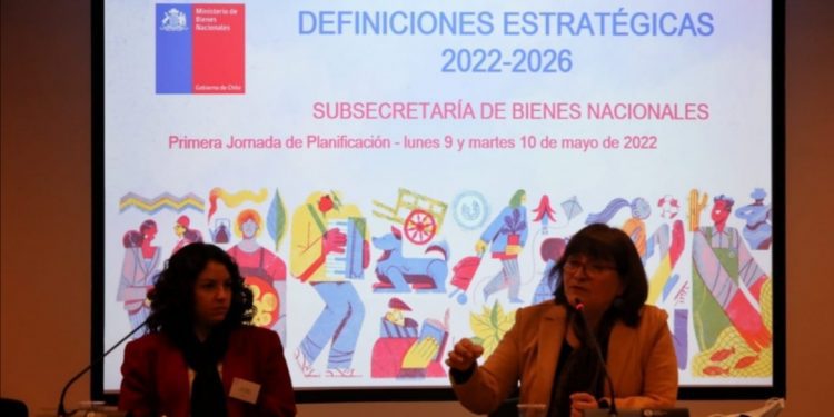 Ministerio de Bienes Nacionales encabeza primera jornada de planificación con Seremis del país