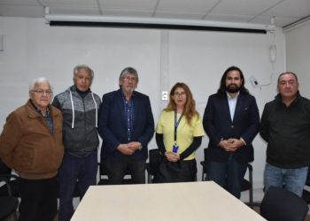 Representante de los microbuseros y autoridades se reúnen para abordar la realidad laboral y sicológica de choferes en la Región de Valparaíso
