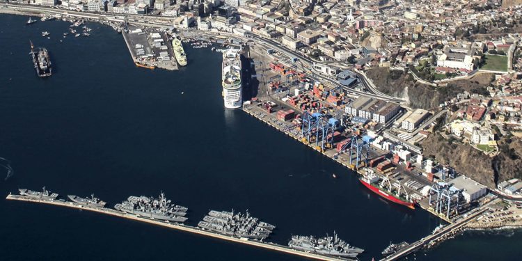 Tribunal Ambiental suspende efectos de resolución que aprobó proyecto Terminal Cerros de Valparaíso