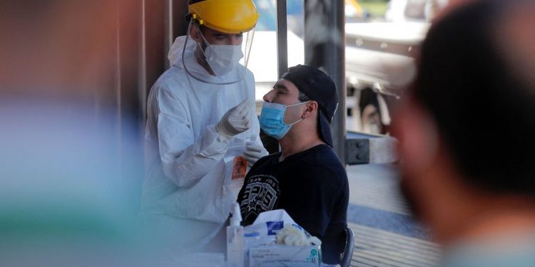 812 nuevos casos de COVID-19 se registraron en la Región de Valparaíso