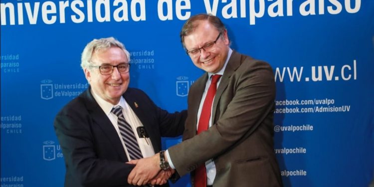 Rector de la UV, Osvaldo Corrales, es el nuevo presidente del Consorcio de Universidades del Estado de Chile