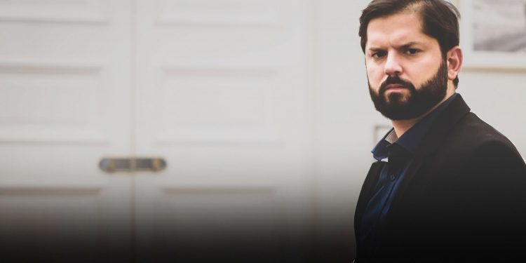 Encuesta Plaza Pública Cadem: desaprobación al Presidente sube a 57 %, su nivel más alto desde que asumiera el 11 de marzo