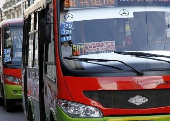 Gremio de conductores molesto con extensión de la TNE: “La Junaeb no hace la pega”