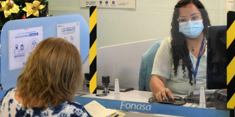 Fonasa entre los 10 servicios mejor evaluados:  pueden incorporarse trabajadores dependientes, independientes y pensionados