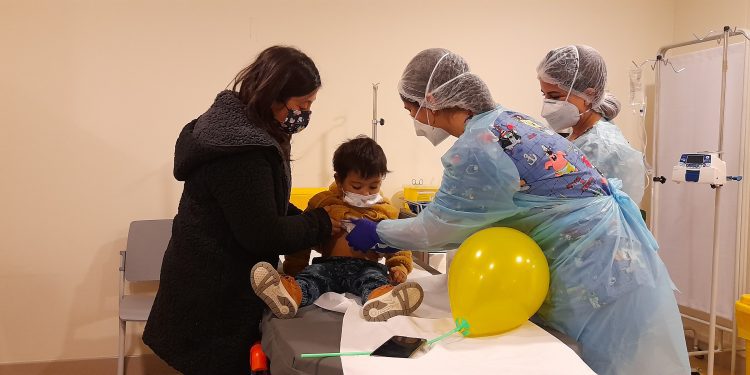 Niños en tratamiento de quimioterapia ambulatoria se cambian al nuevo hospital Gustavo Fricke